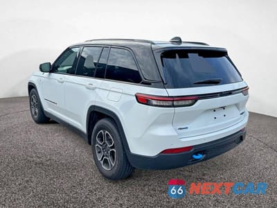 Trzecie zdjęcie samochodu z tyłu: 2022 JEEP GRAND CHEROKEE TRAILHAWK 4XE VIN:1C4RJYC62N8762046 - miniatura
