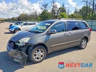 2004 TOYOTA SIENNA XLE 7 PASSENGER 5TDZA22C84S074096 - główne zdjęcie licytacji z USA - miniatura