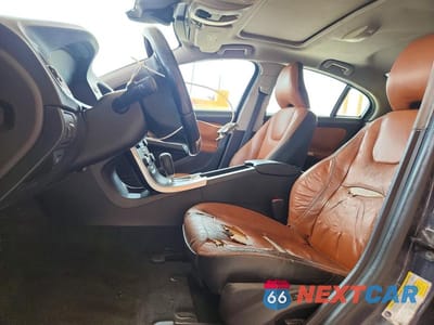 Zdjęcie 7 z 12 samochodu: 2012 VOLVO S60 T5 VIN:YV1622FS5C2080102 - miniatura