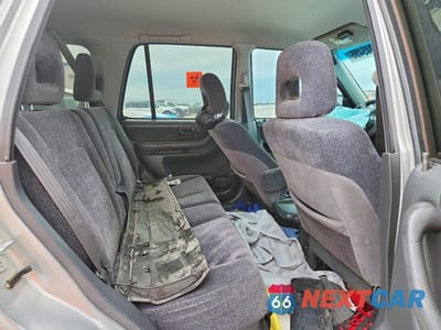 Zdjęcie 11 z 13 samochodu: 2000 HONDA CR-V LX VIN:JHLRD2841YC013965 - miniatura