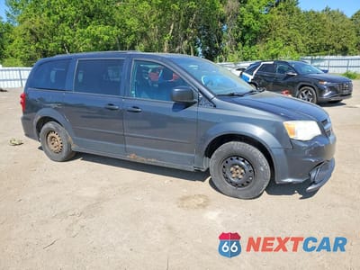 Czwarte zdjęcie samochodu z boku: 2011 DODGE GRAND CARAVAN EXPRESS VIN:2D4RN4DGXBR673669 - miniatura