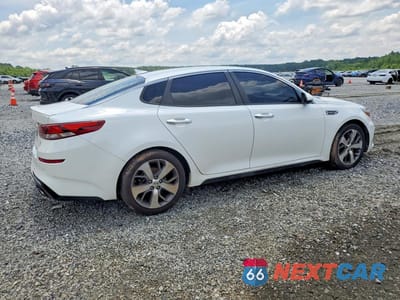 Trzecie zdjęcie samochodu z tyłu: 2020 KIA OPTIMA S VIN:5XXGT4L35LG417023 - miniatura