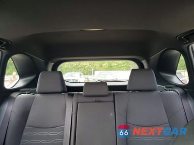 Zdjęcie 10 z 13 samochodu: 2024 TOYOTA RAV4 SE VIN:JTM16RFV3RJ043975 - miniatura