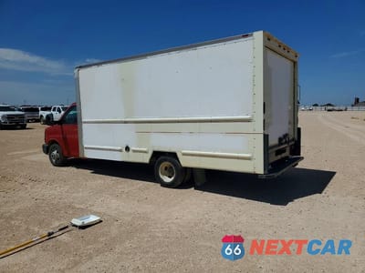 Drugie zdjęcie samochodu z przodu: 2012 GMC SAVANA BOX TRUCK VIN:1GD374CG7C1905063 - miniatura