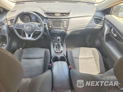 Zdjęcie 8 z 13 samochodu: 2018 NISSAN ROGUE S VIN:KNMAT2MV3JP588448 - miniatura