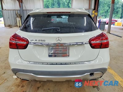 Zdjęcie 6 z 13 samochodu: 2018 MERCEDES-BENZ GLA 250 VIN:WDCTG4EB2JJ445033 - miniatura