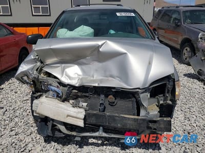 Piąte zdjęcie samochodu w środku: 2001 TOYOTA SIENNA LE VIN:4T3ZF13C41U399378 - miniatura
