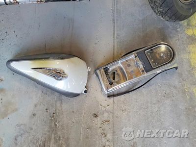 Zdjęcie 9 z 10 samochodu: 2002 SUZUKI VL1500 VIN:JS1VY51A022100491 - miniatura