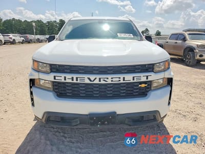 Piąte zdjęcie samochodu w środku: 2019 CHEVROLET SILVERADO C1500 VIN:1GCRWAEH1KZ336314 - miniatura