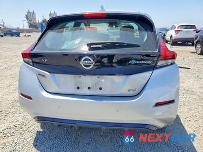 Zdjęcie 6 z 13 samochodu: 2022 NISSAN LEAF SV VIN:1N4AZ1CV5NC556601 - miniatura
