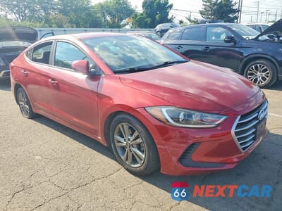 Czwarte zdjęcie samochodu z boku: 2018 HYUNDAI ELANTRA SEL VIN:5NPD84LF0JH253650 - miniatura