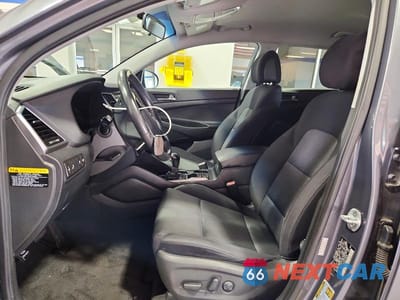 Zdjęcie 7 z 13 samochodu: 2016 HYUNDAI TUCSON SPORT VIN:KM8J33A22GU183395 - miniatura