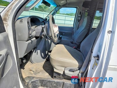 Zdjęcie 7 z 13 samochodu: 2007 FORD E250 DELIVERY VAN VIN:1FTNE24L27DA53485 - miniatura