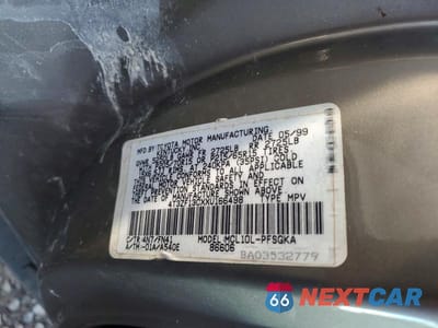 Zdjęcie 13 z 13 samochodu: 1999 TOYOTA SIENNA LE VIN:4T3ZF13CXXU166498 - miniatura