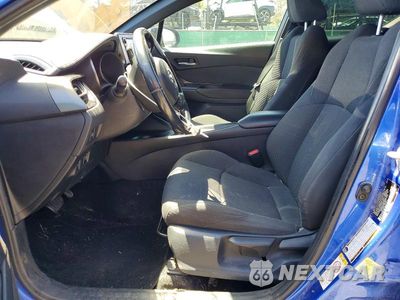 Zdjęcie 7 z 12 samochodu: 2018 TOYOTA C-HR XLE VIN:NMTKHMBXXJR019221 - miniatura