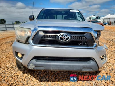 Piąte zdjęcie samochodu w środku: 2013 TOYOTA TACOMA DOUBLE CAB PRERUNNER VIN:5TFJU4GN1DX030526 - miniatura
