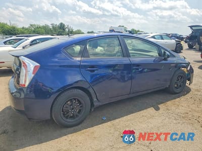 Trzecie zdjęcie samochodu z tyłu: 2014 TOYOTA PRIUS FOUR VIN:JTDKN3DU9E0387857 - miniatura