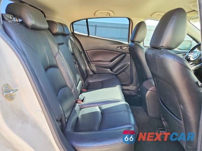 Zdjęcie 10 z 13 samochodu: 2018 MAZDA 3 TOURING VIN:3MZBN1L37JM198352 - miniatura