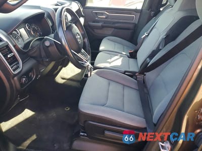 Zdjęcie 7 z 12 samochodu: 2021 RAM 1500 BIG HORN VIN:1C6SRFBT8MN787255 - miniatura
