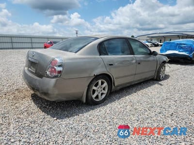 Trzecie zdjęcie samochodu z tyłu: 2005 NISSAN ALTIMA 2.5 VIN:1N4AL11E05C250586 - miniatura