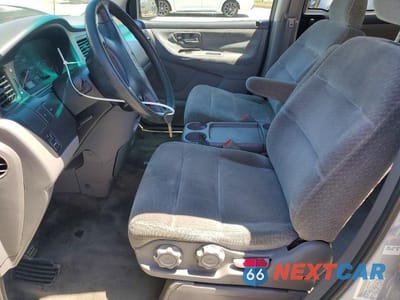 Zdjęcie 7 z 13 samochodu: 2001 HONDA ODYSSEY LX VIN:2HKRL18571H531091 - miniatura