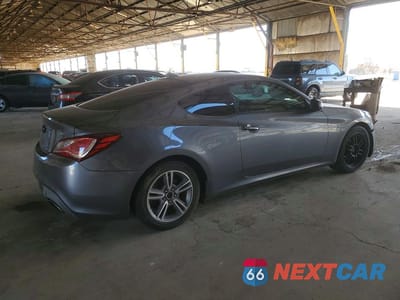 Trzecie zdjęcie samochodu z tyłu: 2015 HYUNDAI GENESIS COUPE 3.8 VIN:KMHHU6KJ2FU122131 - miniatura