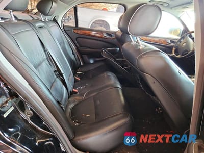 Zdjęcie 10 z 12 samochodu: 2007 JAGUAR XJ8 VIN:SAJWA71B17SH16795 - miniatura