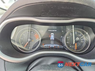 Zdjęcie 9 z 13 samochodu: 2016 JEEP CHEROKEE TRAILHAWK VIN:1C4PJMBS7GW323079 - miniatura