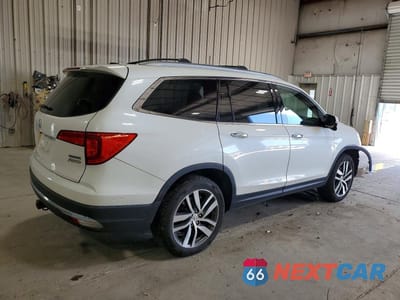 Trzecie zdjęcie samochodu z tyłu: 2016 HONDA PILOT TOURING VIN:5FNYF6H94GB113887 - miniatura