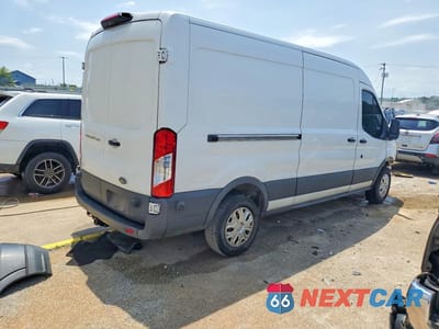 Trzecie zdjęcie samochodu z tyłu: 2018 FORD TRANSIT T-250 VIN:1FTYR2CM8JKB50219 - miniatura