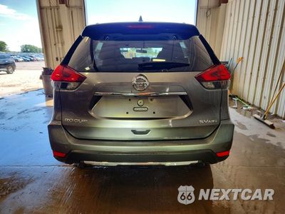 Zdjęcie 6 z 13 samochodu: 2017 NISSAN ROGUE SV VIN:JN8AT2MV7HW271017 - miniatura