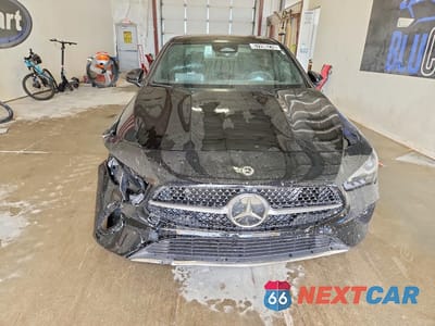 Piąte zdjęcie samochodu w środku: 2025 MERCEDES-BENZ CLA 250 4MATIC VIN:W1K5J4HB4SN513084 - miniatura