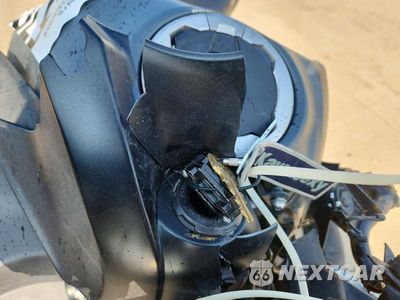 Zdjęcie 8 z 9 samochodu: 2024 KAWASAKI EX650 P VIN:ML5EXEP11RDAC2519 - miniatura