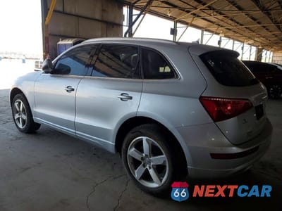 Drugie zdjęcie samochodu z przodu: 2010 AUDI Q5 PREMIUM PLUS VIN:WA1LKBFP9AA087734 - miniatura