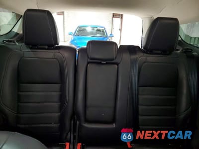 Zdjęcie 10 z 14 samochodu: 2019 FORD ESCAPE TITANIUM VIN:1FMCU9J92KUC28883 - miniatura