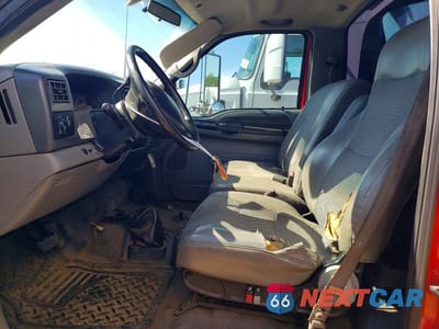 Zdjęcie 7 z 12 samochodu: 2005 FORD F650 SUPER DUTY VIN:3FRNF65F35V202482 - miniatura