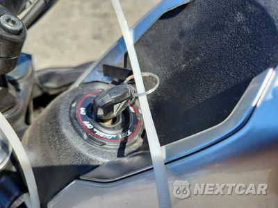 Zdjęcie 8 z 9 samochodu: 2025 KAWASAKI ZR900 S VIN:ML5ZRDS13SDA06572 - miniatura