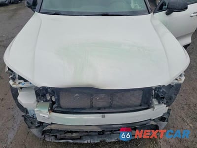 Zdjęcie 12 z 14 samochodu: 2019 VOLVO XC40 T5 R-DESIGN VIN:YV4162UM4K2070102 - miniatura