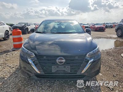 Piąte zdjęcie samochodu w środku: 2024 NISSAN SENTRA VIN:3N1AB8CV4RY340391 - miniatura