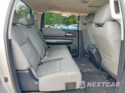Zdjęcie 10 z 12 samochodu: 2018 TOYOTA TUNDRA CREWMAX LIMITED VIN:5TFFY5F14JX243304 - miniatura