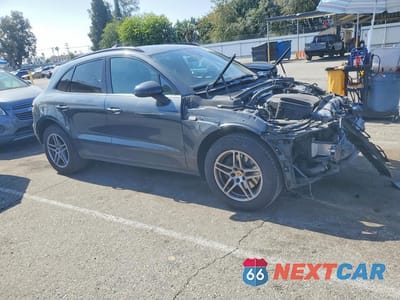 Czwarte zdjęcie samochodu z boku: 2019 PORSCHE MACAN VIN:WP1AA2A54KLB03414 - miniatura