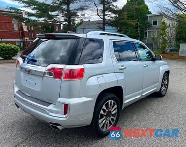 Czwarte zdjęcie samochodu z boku: 2016 GMC TERRAIN DENALI VIN:2GKFLVE34G6271666 - miniatura