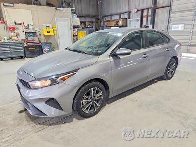 2024 KIA FORTE 3KPF24AD5RE771958 - główne zdjęcie licytacji z USA - miniatura