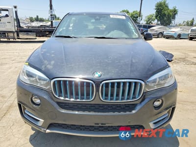 Piąte zdjęcie samochodu w środku: 2018 BMW X5 XDR40E VIN:5UXKT0C54J0W03024 - miniatura