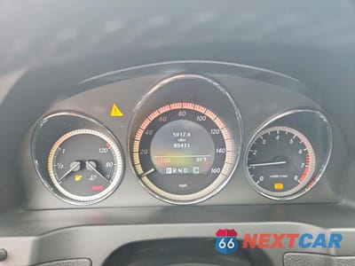 Zdjęcie 9 z 12 samochodu: 2010 MERCEDES-BENZ C 300 4MATIC VIN:WDDGF8BB8AR090897 - miniatura