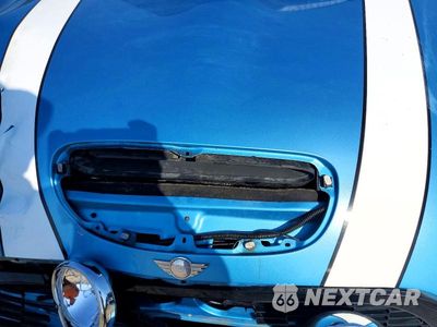 Zdjęcie 11 z 12 samochodu: 2005 MINI COOPER S VIN:WMWRE33585TG98834 - miniatura