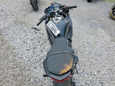 Zdjęcie 6 z 9 samochodu: 2013 KAWASAKI EX650 F VIN:JKAEXEF17DDA05884 - miniatura