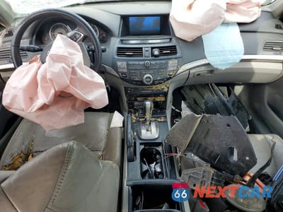Zdjęcie 8 z 12 samochodu: 2008 HONDA ACCORD EXL VIN:1HGCP36858A064646 - miniatura