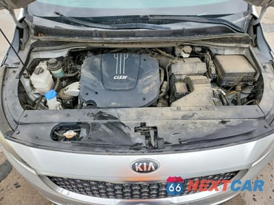 Zdjęcie 12 z 13 samochodu: 2017 KIA SEDONA LX VIN:KNDMB5C19H6242372 - miniatura