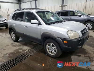Czwarte zdjęcie samochodu z boku: 2007 HYUNDAI TUCSON SE VIN:KM8JN72D87U671509 - miniatura
